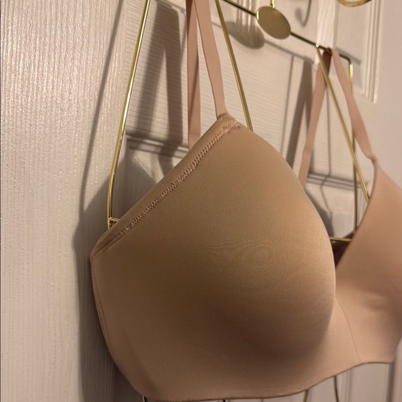 Maidenform Tan Wireless Bra Seamless Comfort - Picture 2 of 5